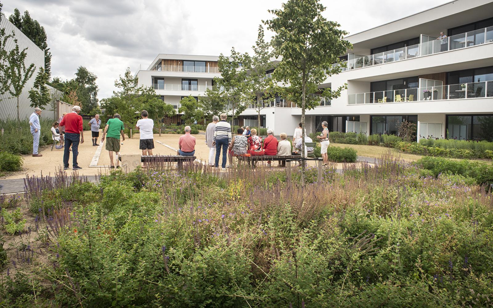 Investeren in een vergrijzende samenleving: waarom zorgvastgoed toch te overwegen is
